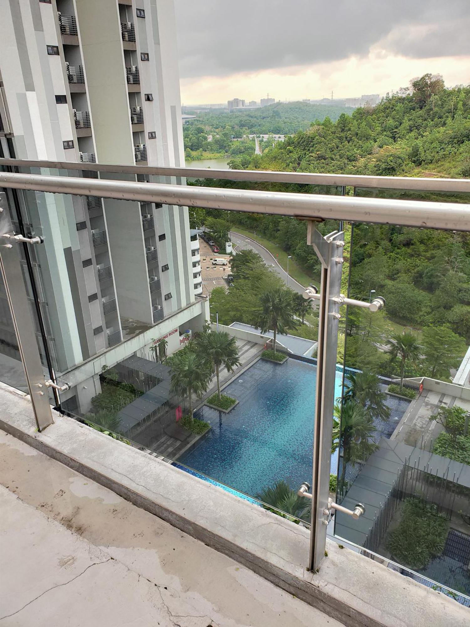 D Bunga مسلم Homestay Pool View Legoland Nusajaya Нусаджайя Экстерьер фото