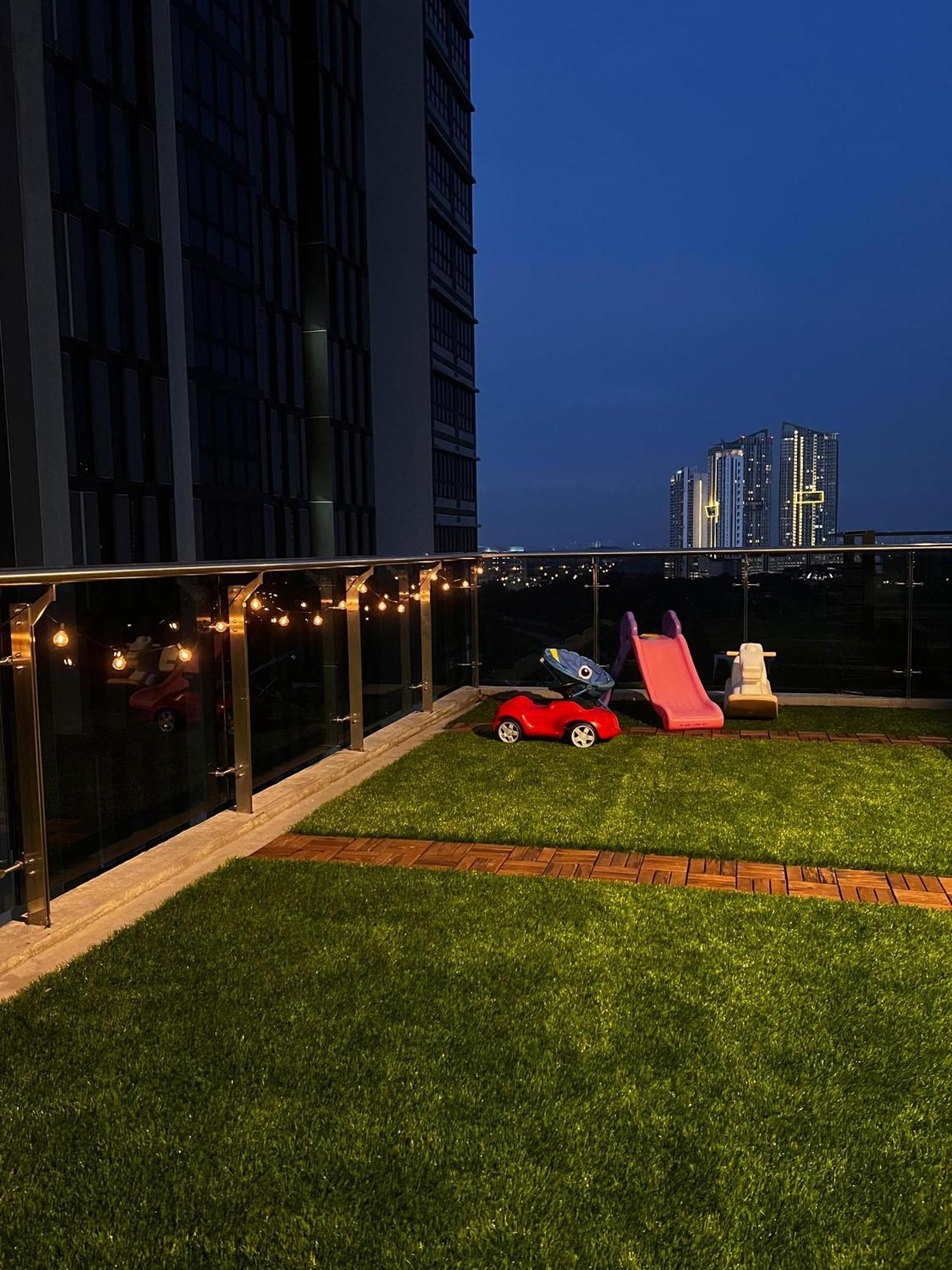 D Bunga مسلم Homestay Pool View Legoland Nusajaya Нусаджайя Экстерьер фото